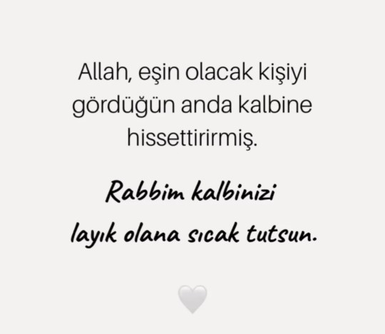 Birini ilk gördüğünüz an onun eşiniz/sevgiliniz olacağını hisseder misiniz?