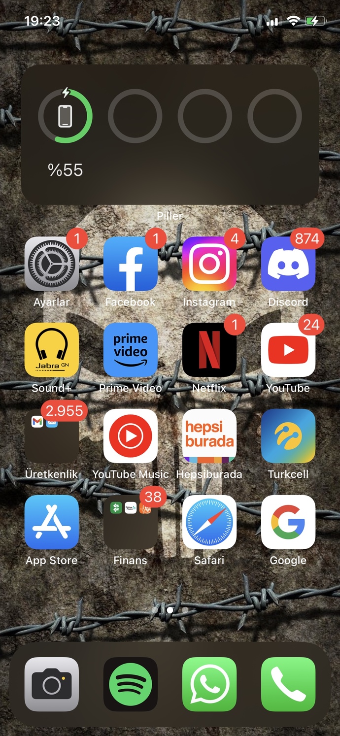 Ana ekranınızda vazgeçemediğiniz uygulama var mı?