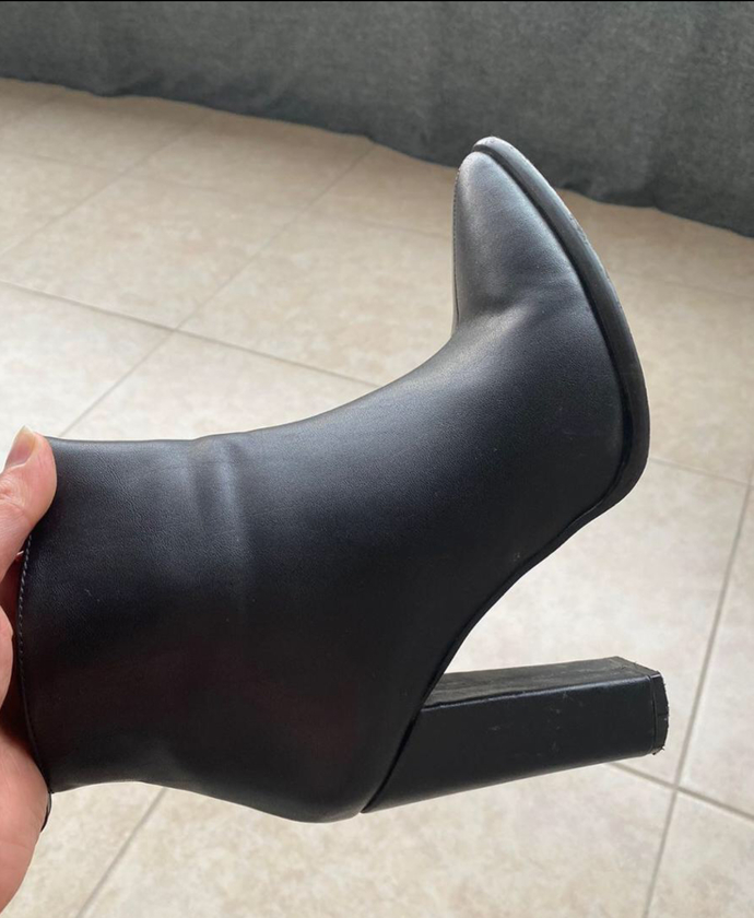 Kızlar nolur taktik verin nasıl yürüyorsunuz 👠?