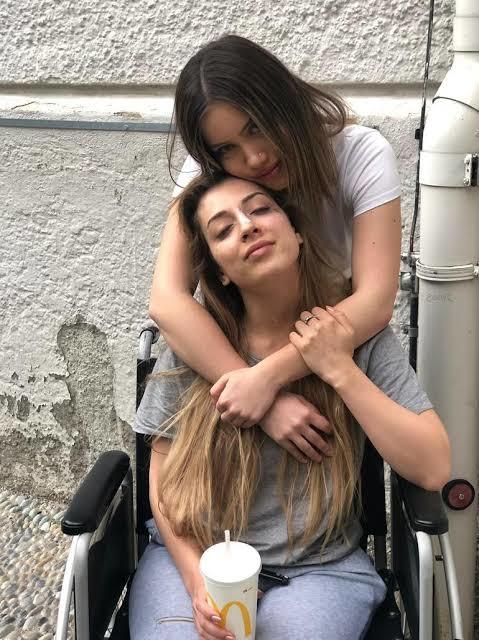 .