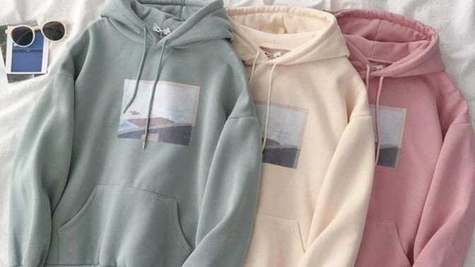 Sweatshirtte kapşonlu mu, kapşonsuz mu?