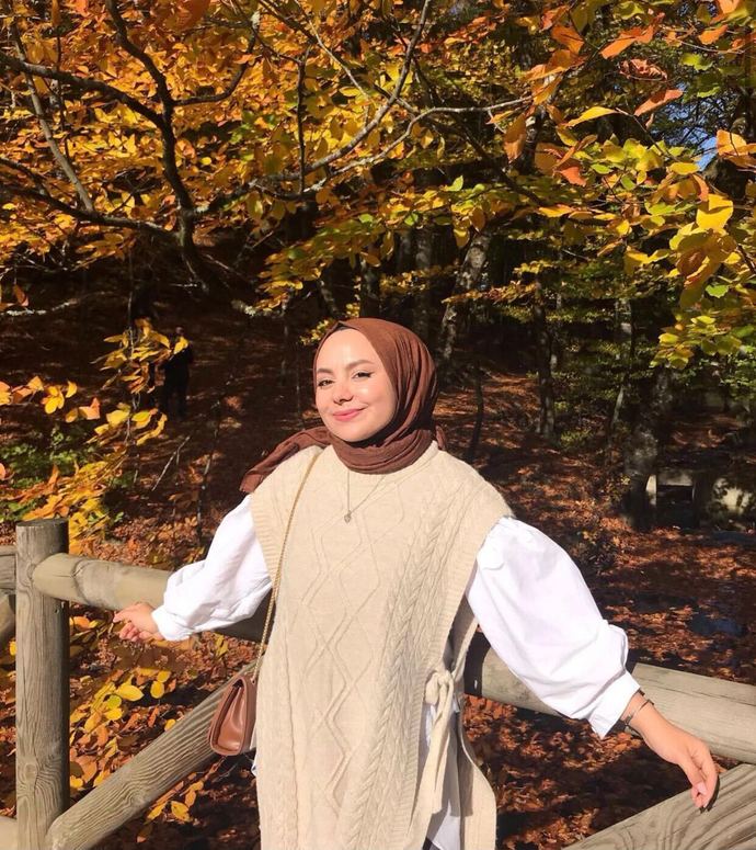 Hangi fotoğraf Instagram gönderisi için daha güzel?