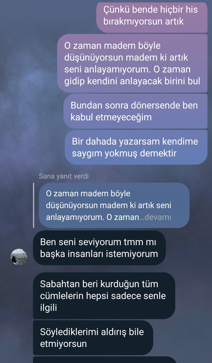 Sizce her şey bitti mi? Kafasını toparlayıp kendine gelip döner mi🥺?