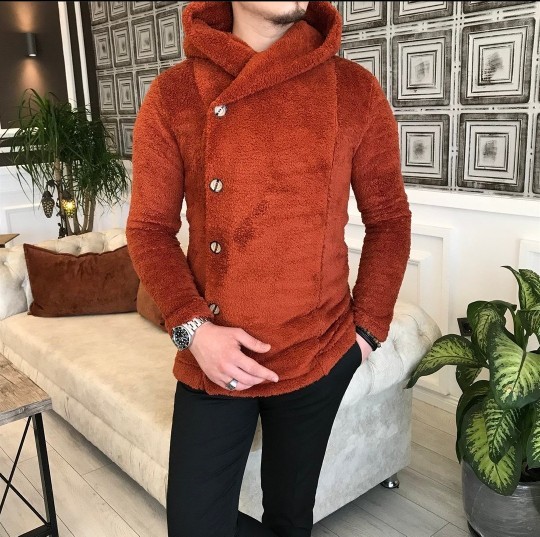 Peluş kıyafetler erkeklere yakışıyor mu?