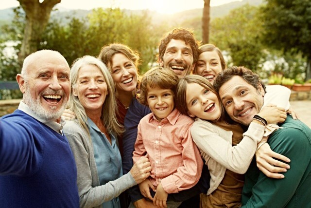 Aile bireylerinizden fikir almaya özen gösterir misiniz?