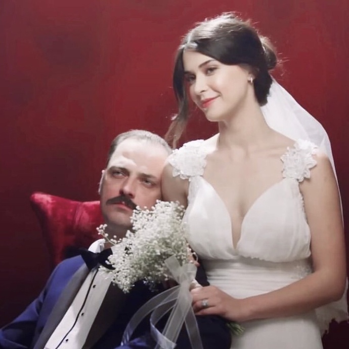 Şu an izlediğiniz dizi ya da film var mı?