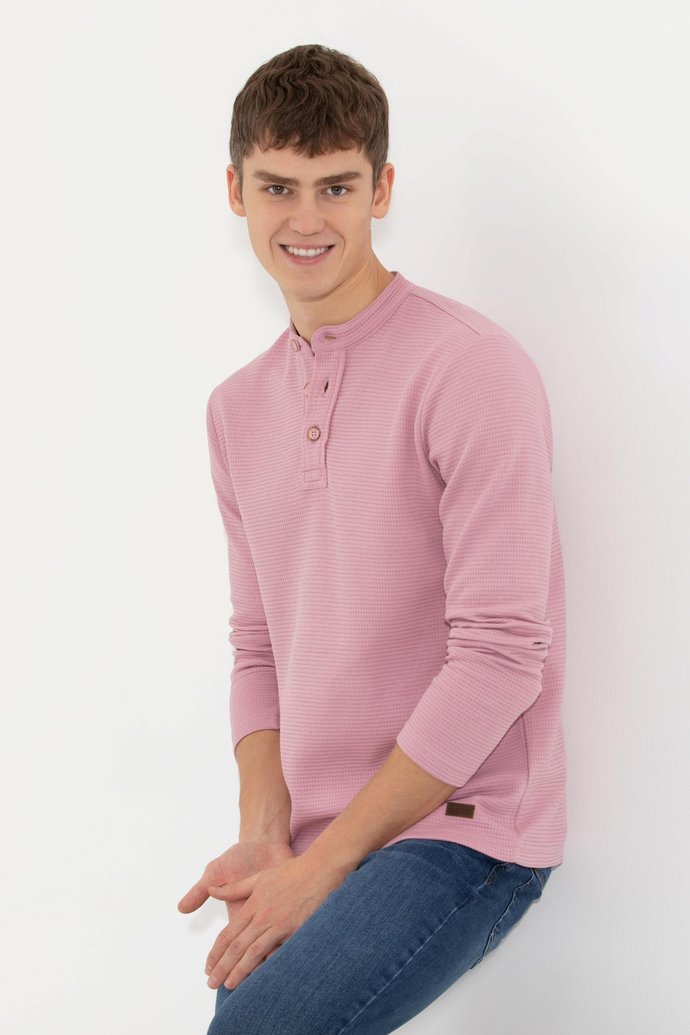Arkadaşlar birkaç Sweatshirt alacağım sizce hangileri olmalı sıralama yapar mısınız?