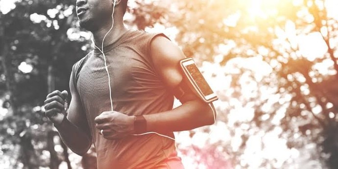 Spor yaparken arabesk şarkı dinlenir mi?