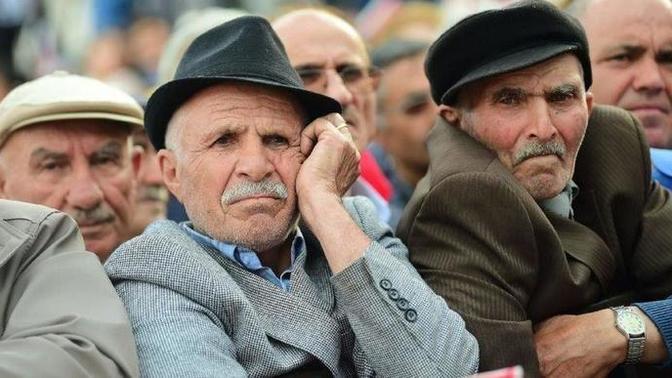 EYT'de yaş şartı kalktı! Ailenizde EYT'li var mı?