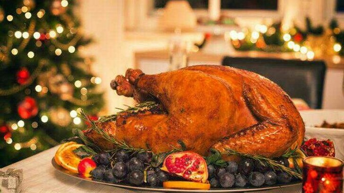 Hayvanseverler Noel için kesilen hindileri neden görmezden geliyor?