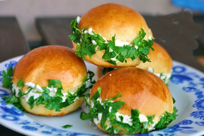 Neli poğaça seversiniz?