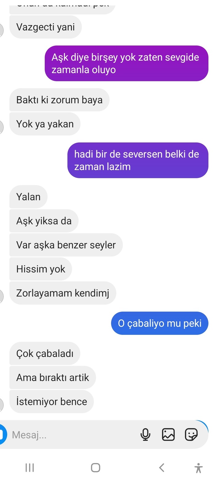 Bu kızdan olur mu sizce?