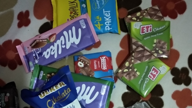 Yılbaşı alışverişi yaptınız mı, çikolatalar hazır mı 😝?