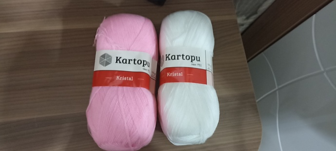 Yeğenim olacak, ona hediye örgü öreceğim. Bu model nasıl sizce?
