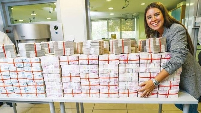 Yılbaşı ikramiyesi 200 milyon TL! Bu para sana çıkarsa ne yaparsın?