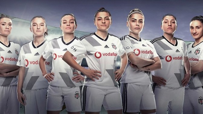 Turkcell kadınlar futbol ligi şampiyonu kim olur?