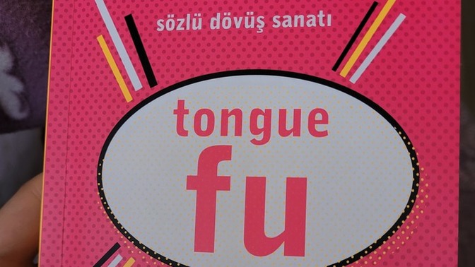 Şu an hangi kitabi okuyorsunuz🎈?