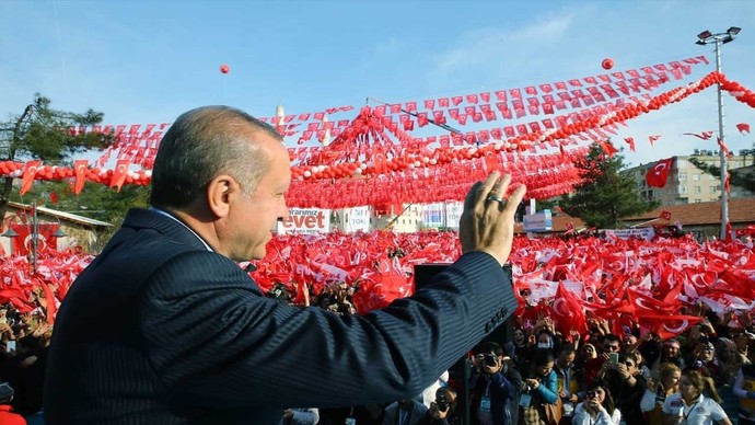Akp li üyenin bana verdiği cevaplara bakabilir misiniz?