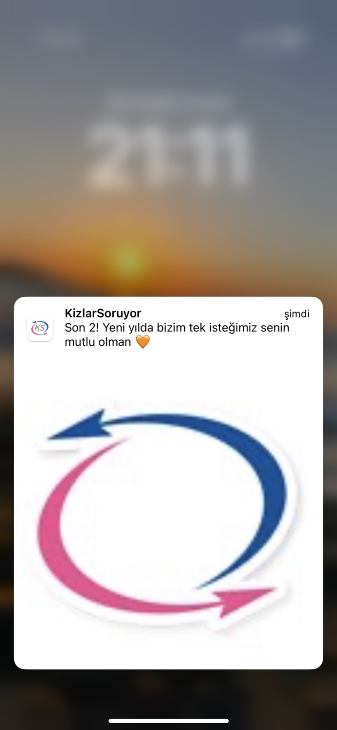 Yeni yılda mutluluğunuzu isteyen birileri var mı?