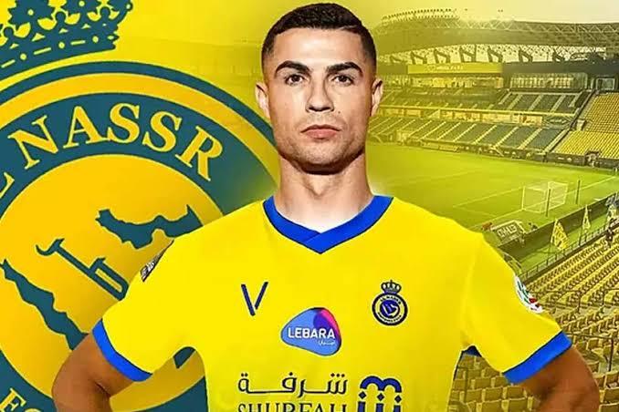 Cristiano Ronaldo Al Nassr kulübüne transfer oldu! Sizce doğru bir seçim mi?
