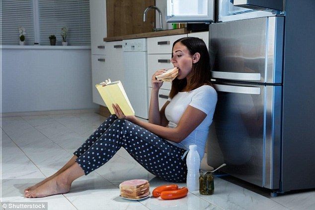 Sürekli birşeyler atıştırma isteği beslenme düzensizliği midir?