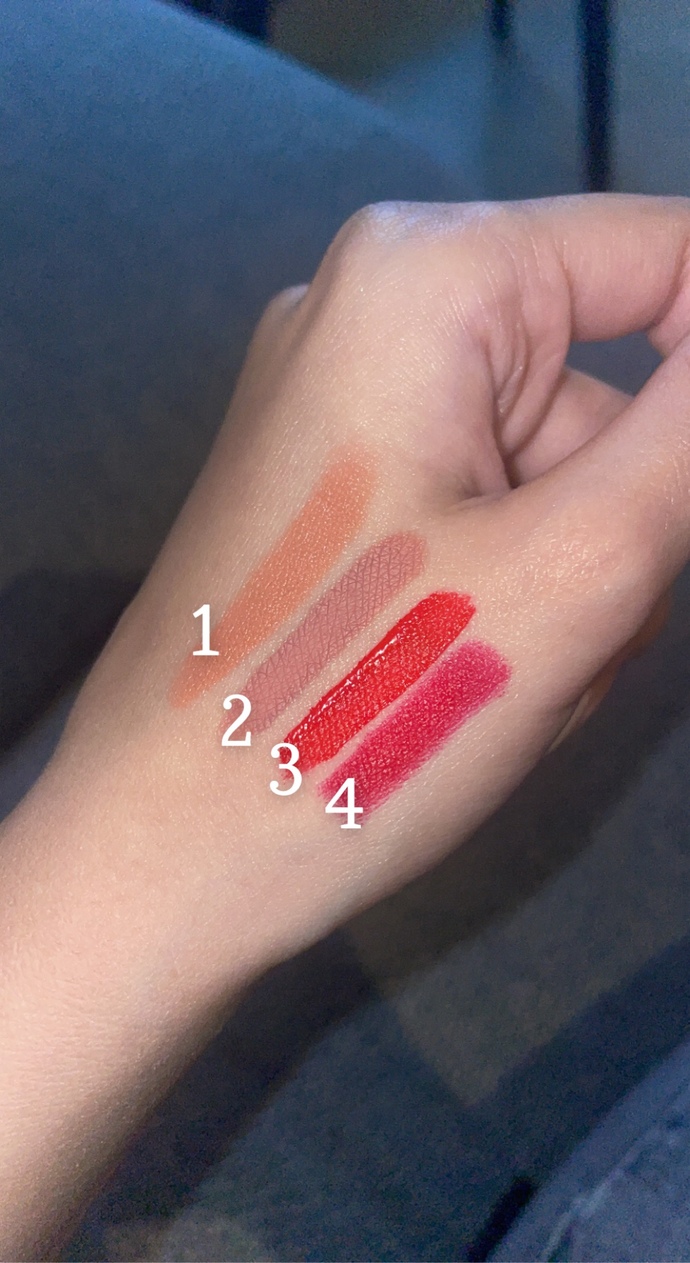 Bu elbiseye hangi renk ruj yakışır 💄?
