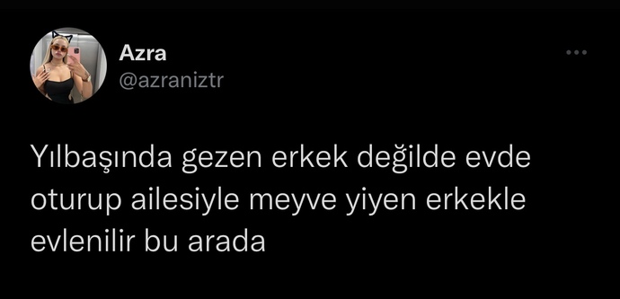 Yılbaşında gezen erkek mi evinde oturan erkek mi?