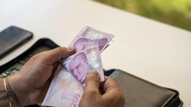 Türkiyede insanlar bedavaya mı çalışıyor?