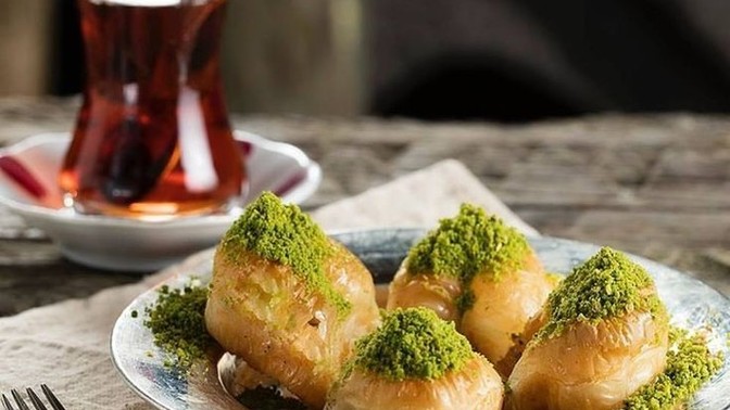 Fıstıklı baklava mı, cevizli baklava mı seversiniz?