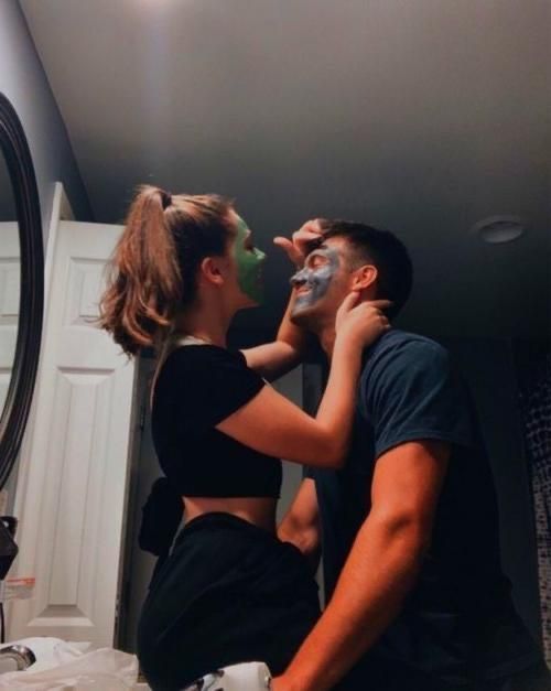 Sevgiliye makyaj yapmayı kadınlar romantik mi görüyor?