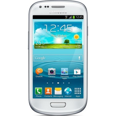 İlk telefonunuz ve şu an ki telefonunuz nedir? memnun musunuz?
