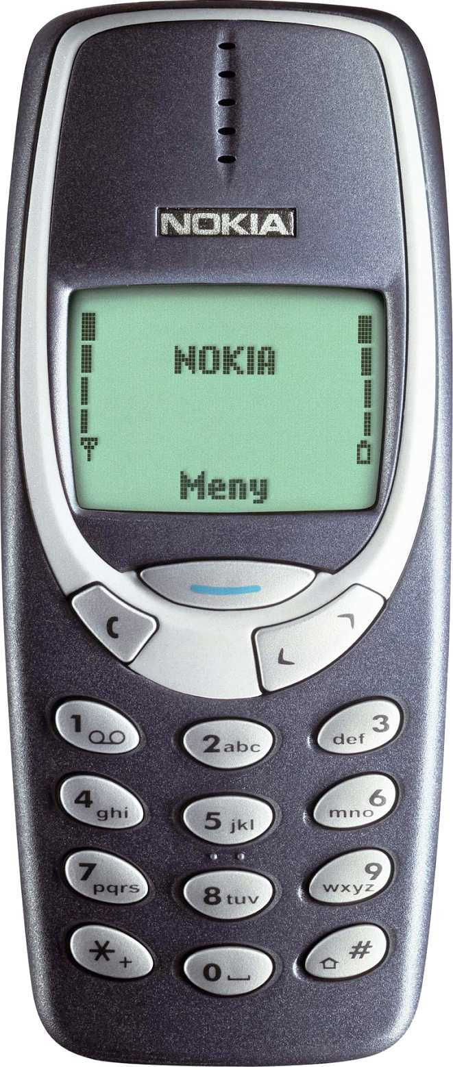 İlk telefonunuz ve şu an ki telefonunuz nedir? memnun musunuz?