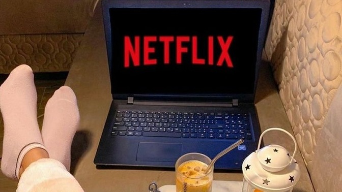 Herkesin izlediği ama sizin hiç izlemediğiniz bir film var mı?