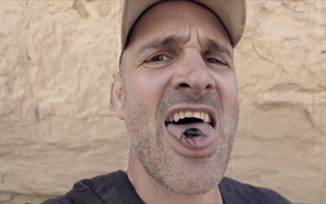 Amazon nehrini yürüyerek geçen tek adam. Ed Stafford