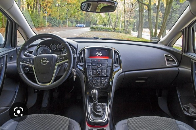 Seat Leon FR yol tutuşu sizce nasıl?