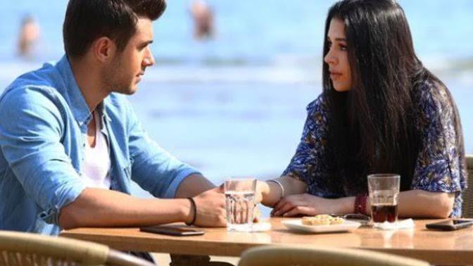 İlk buluşmada kadını evinden mi almak gerekir? Kadınlar siz bunu ister misiniz?
