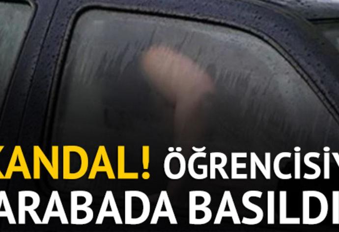 Öğrencimden hoşlanıyorum?