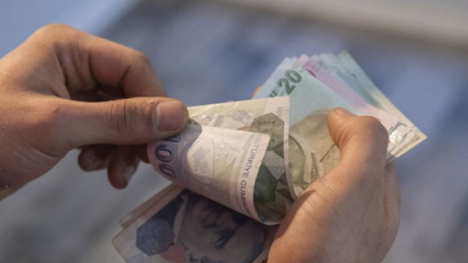 Asgari ücrete yüzde 55 zam yapılırken memura neden yüzde 25 yapılıyor? Enflasyon memura işlemiyor mu?