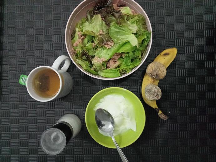 Diyetteyim sabah kahvaltı menüsü nasıl ve salata nasıl olmuş bide?