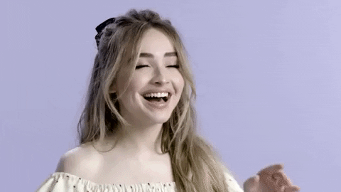 kadın dediğin biraz saf, çok güzel ve çokça sakar olmalı diye bir söz var mı 😅