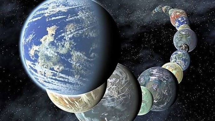Sizce dünya dışında bir gezegende üzerimizde astronot kıyafeti olmayan bir yaşam sürdürebilecek miyiz?