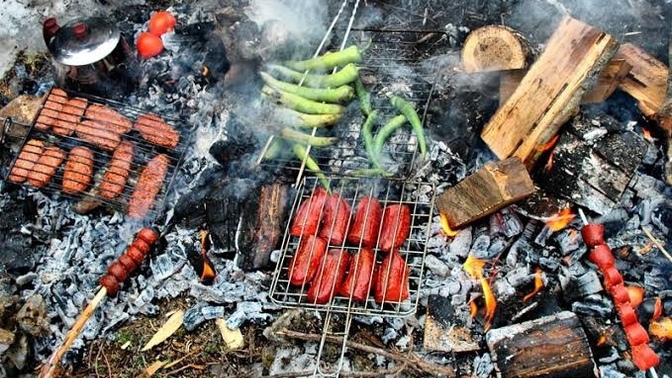 Piknikte ekmek arası sucuk sever misiniz?