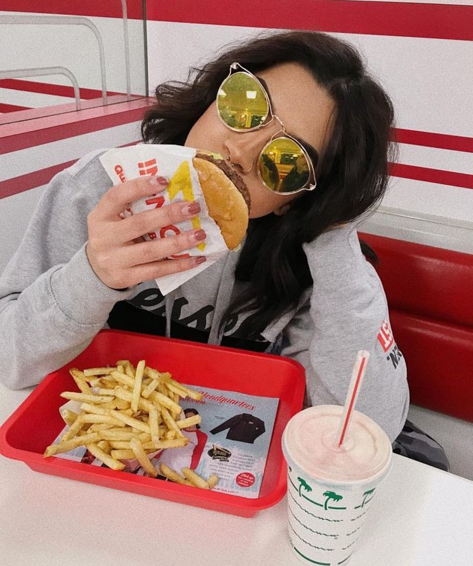 Et burger mi, tavuk burger mi seversin?
