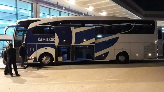 Kimeseye minnet etmeyenlerden misin ?