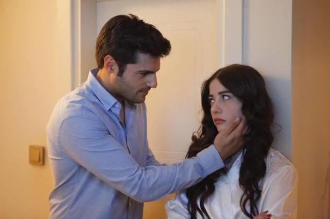 Artık ilişkilerde erkekler seks yapmak istemese sevmiyor, yapmak istese sapık oluyor. Yeni nesil biraz şımarık mı?
