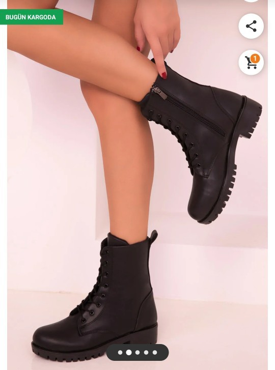 Sizce bu botlardan hangisi daha güzel?