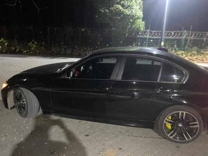 Siyah BMW f30 nikelaj rengi?