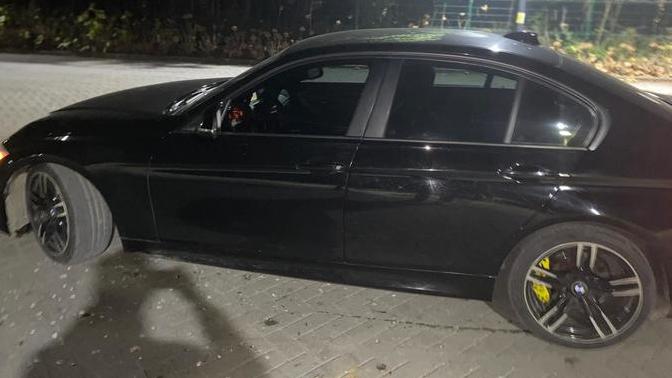 Siyah BMW f30 nikelaj rengi?