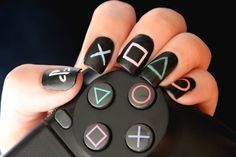 PlayStation oyunlarında en beğendiğiniz ve sevdiğiniz oyun nedir?