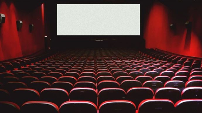Cühenna Nova Prospekt diye bir film var, sinemada tamamını izlememiştim, 1 seneyi geçti internete yüklenmedi, nereden izlerim?